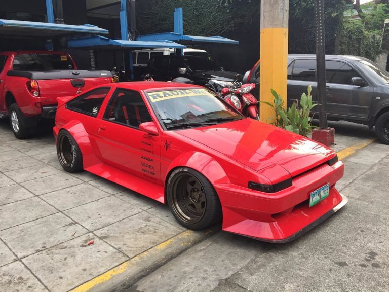 Toyota AE86 with a 1UZ-FE â Engine Swap Depot