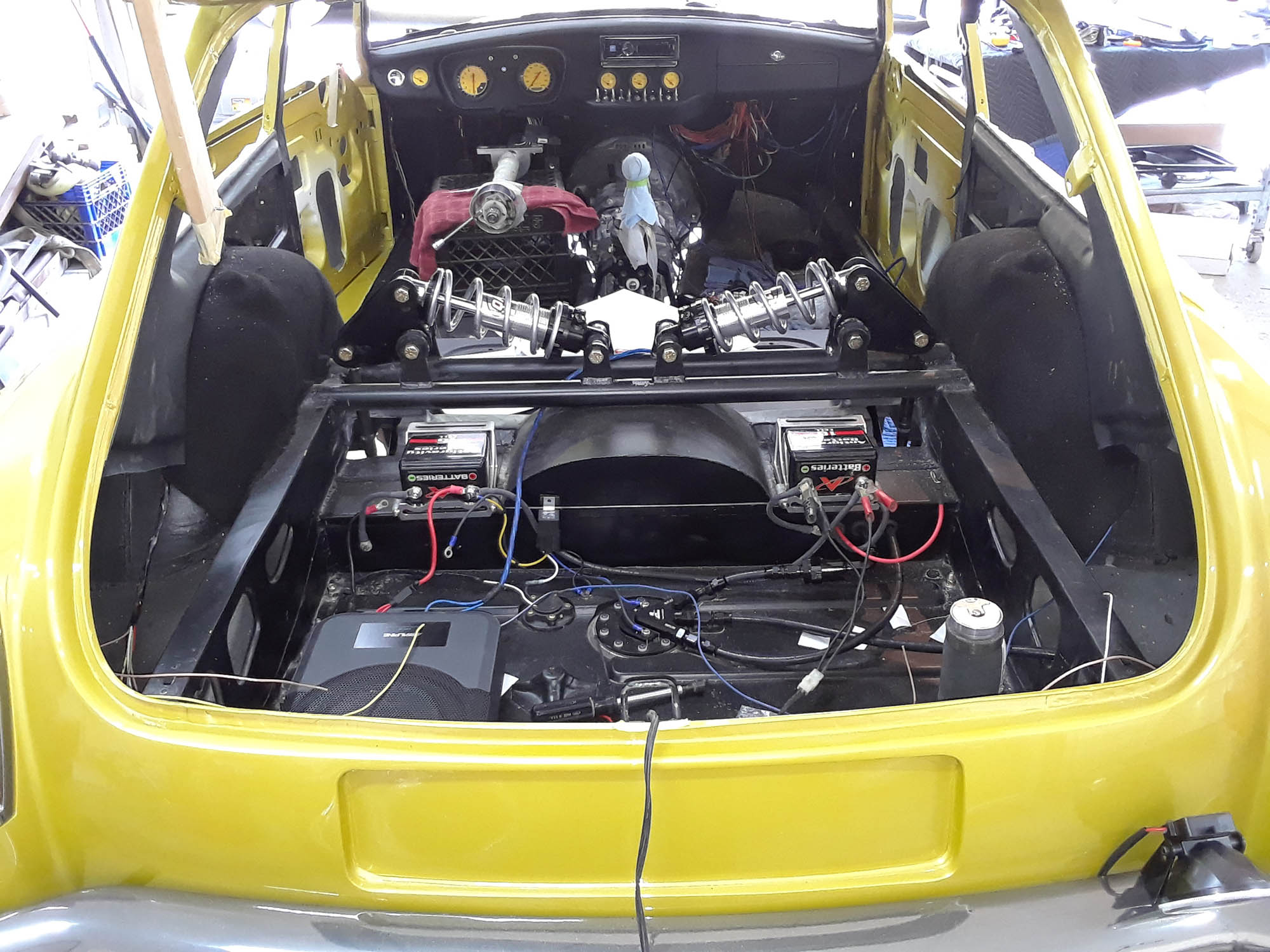 Joe Holyfield’s Build Photos of his 1974 MGB GT with a ... can am wiring harness 