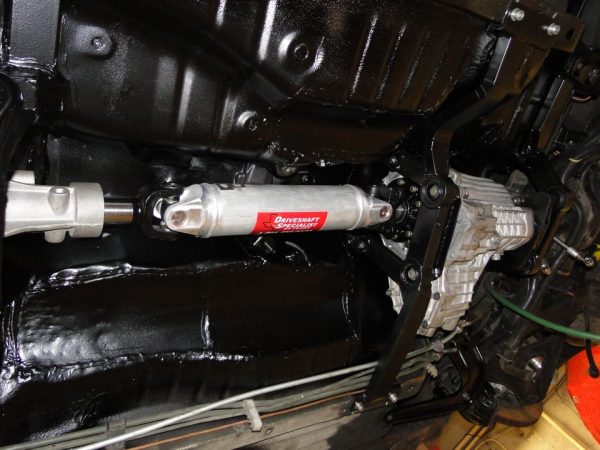 Nissan R32 GTR with a 1700 hp Twin-Turbo VK56 V8 – Engine Swap Depot