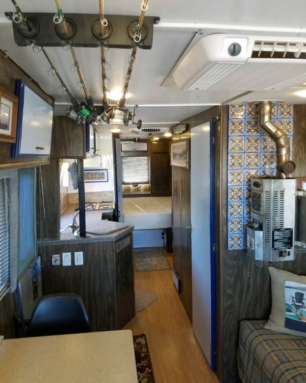 1975 Avco Motorhome with a 5.9 L Cummins and Ford 4WD drivetrain