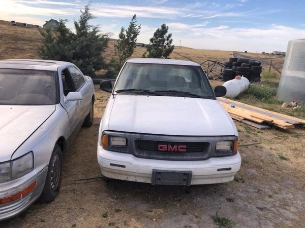 1995 GMC Sonoma with an OM617 turbo diesel inline-five