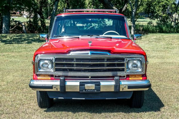 1989 Jeep Grand Wagoneer with a supercharged Hellcat V