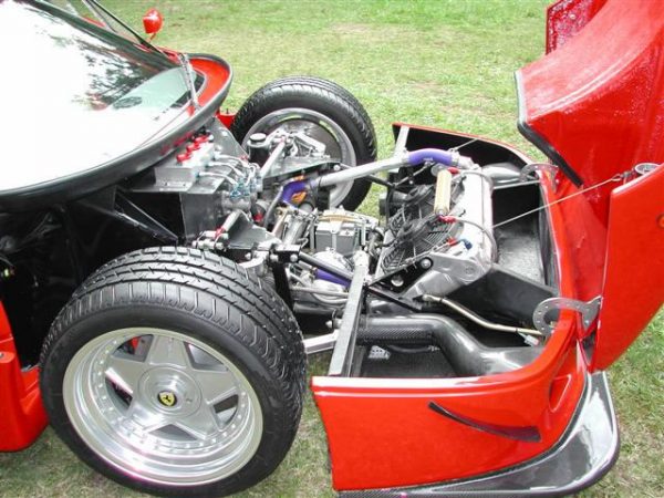 Ferrari F40 Replica with a twin-turbo 1UZ V8