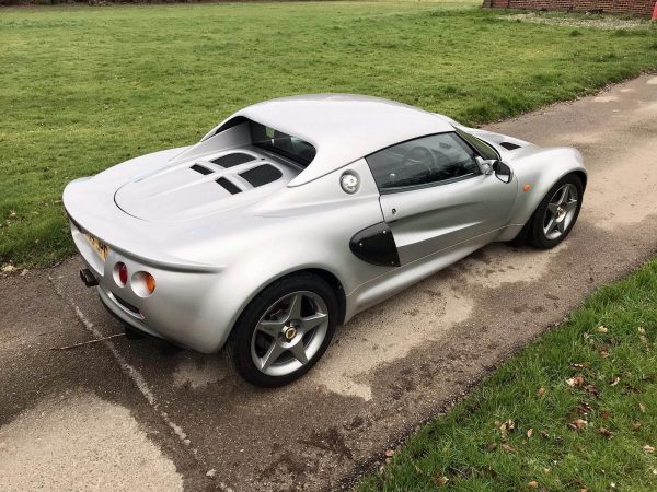 1998 Lotus Elise with a Honda K20A inline-four