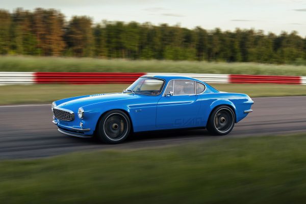 Cyan Racing Volvo P1800 with a turbo 2.0 L inline-four