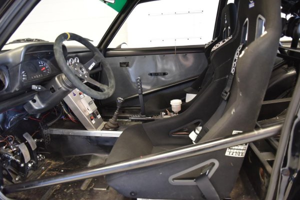 Ford Escort Mk2 Race Car with a 2.0 L Duratec-ST Inline-Four