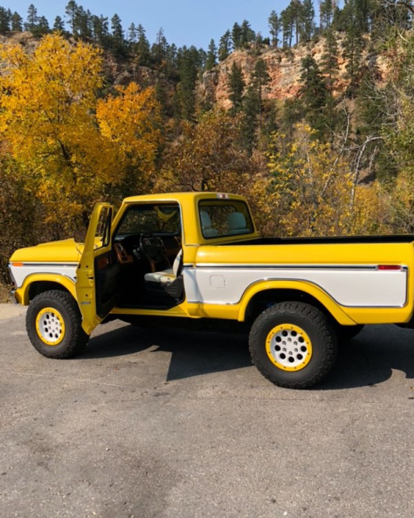 1979 F-150 with a SVT Raptor powertrain and chassis