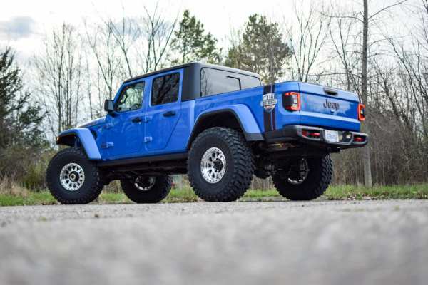 Jeep Gladiator Rubicon with a supercharged Hellcat V8