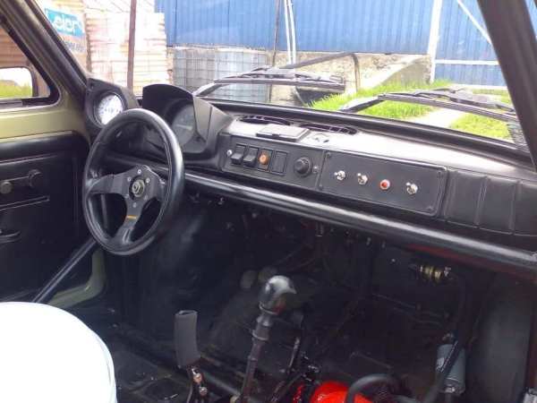 Fiat 126p with a Honda CBR1100 inline-four