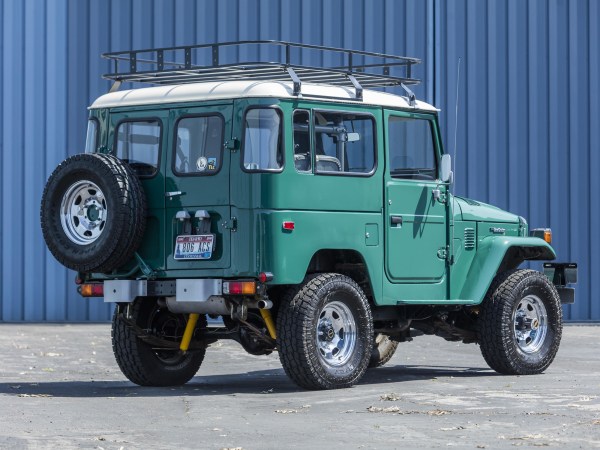 1980 Toyota Land Cruiser with a 4.3 L L35 V6