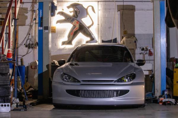 Peugeot 206 with a turbo V6 and 4Motion drivetrain
