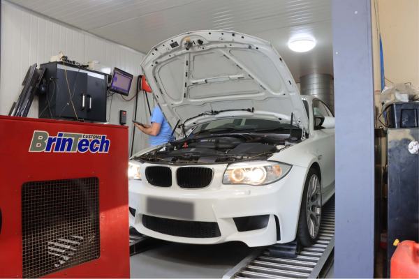 BMW 1M built by Brintech Customs  with a S65 V8