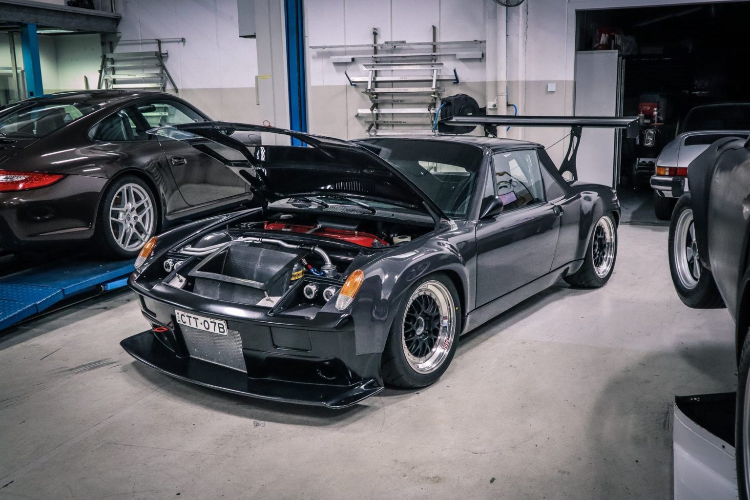 Porsche 914 with a 3.8 L Flat-Six – Engine Swap Depot