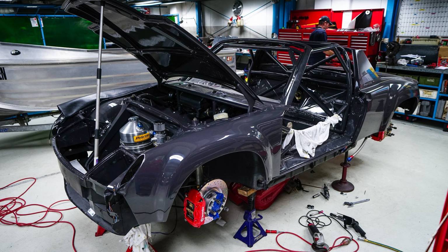 Porsche 914 with a 3.8 L Flat-Six – Engine Swap Depot