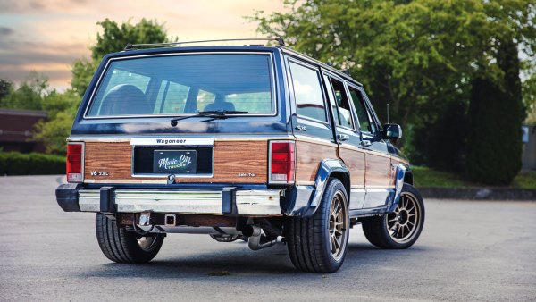 1986 Jeep Wagoneer built by Music City Trucks with a supercharged 427 ci LSX V8
