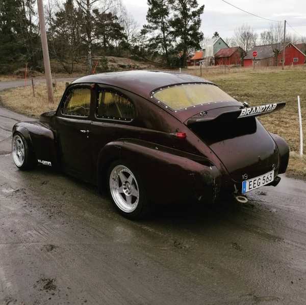 Volvo PV544 with a twin-turbo Volvo inline-six