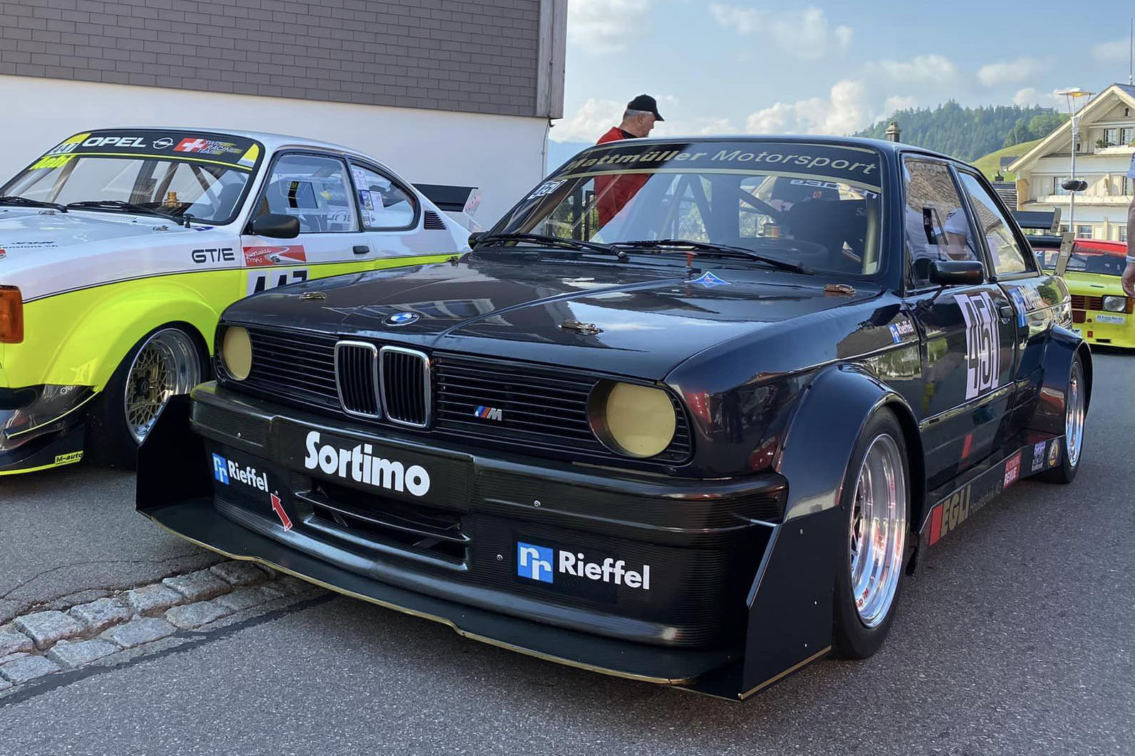 S50B30-Powered BMW E30 Hillclimb Racer