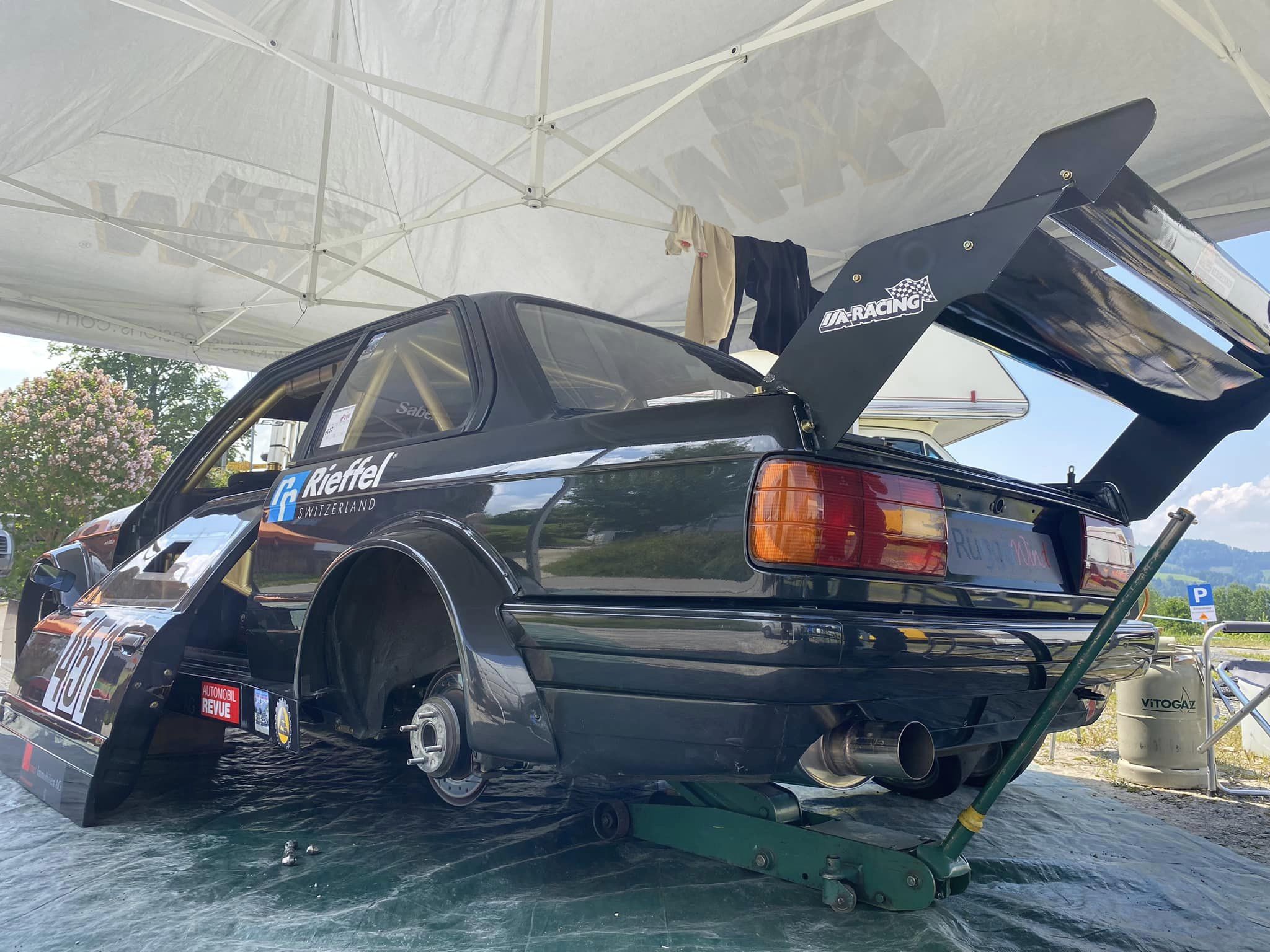 S50B30-Powered BMW E30 Hillclimb Racer