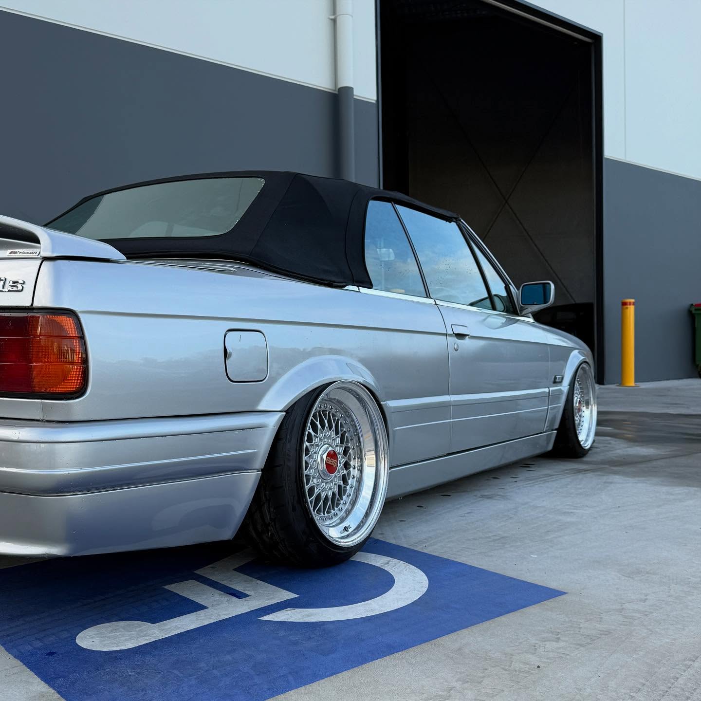 Turbo 1JZ BMW E30 by Mach1 Motorsport